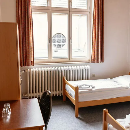 بيت ريفي Tagungs Und Gaestehaus St Georg 3*
