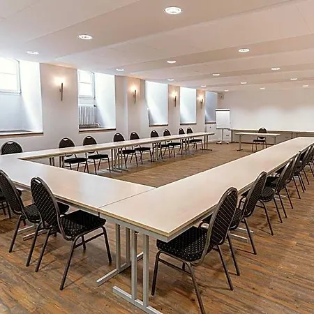 Tagungs Und Gaestehaus St Georg Han/Misafirhane Köln